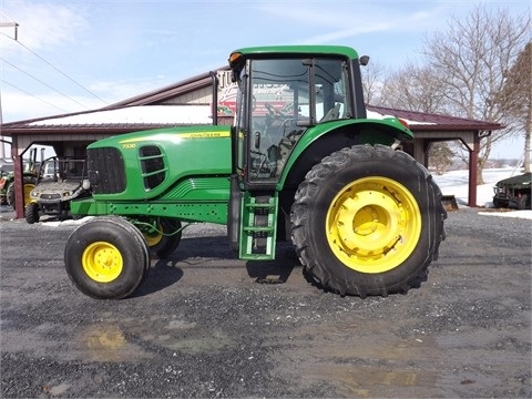  Deere 7330 usada a la venta Ref.: 1399393282003902 No. 2