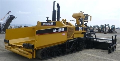 Pavers Caterpillar AP-1055B