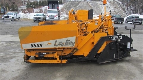  Leeboy L8500T seminueva en venta Ref.: 1399651438351517 No. 2