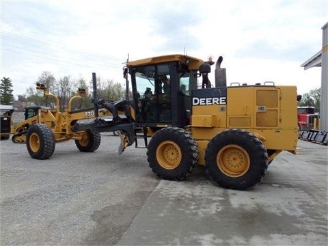 DEERE 770D seminueva en perfecto estado Ref.: 1399913936118174 No. 3