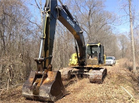 Hydraulic Excavator Deere 200D