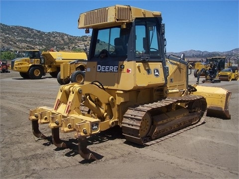  Deere 550J de segunda mano en venta Ref.: 1400118359906512 No. 3