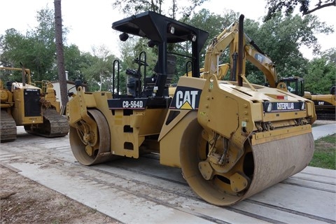  Caterpillar CB-564D seminueva en perfecto estado Ref.: 1400516096792062 No. 2