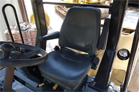  Caterpillar CB-564D seminueva en perfecto estado Ref.: 1400516096792062 No. 4