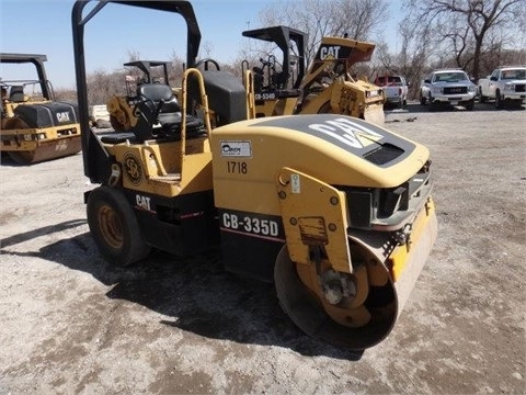 Compactadora Vibratoria Caterpillar CB-335D