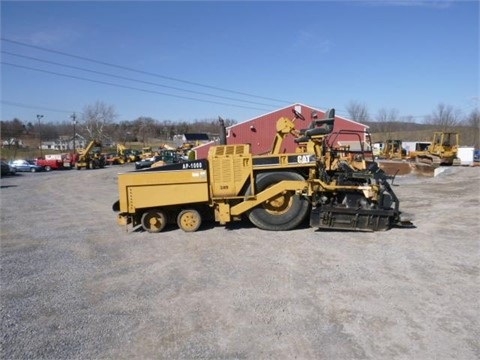 Pavimentadoras Caterpillar AP-1000