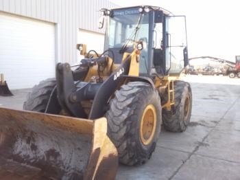 Wheel Loaders Deere 444J