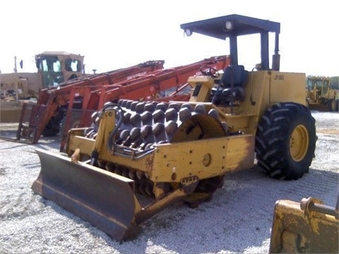 Caterpillar CP 563 en venta, usada Ref.: 1401301229605041 No. 2