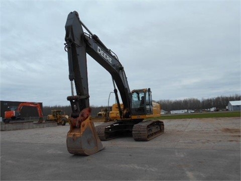  Deere 350D seminueva en venta Ref.: 1401320992976685 No. 2