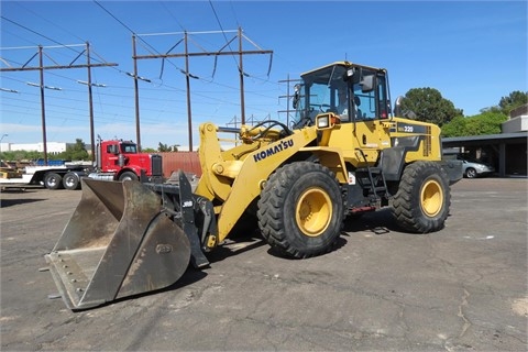 Wheel Loaders Komatsu WA320