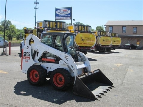  Bobcat S205 de segunda mano Ref.: 1401470054975426 No. 3