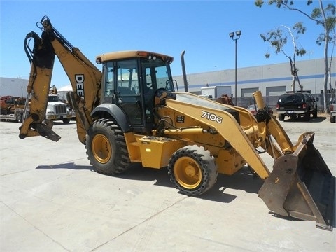 Backhoe Loaders Deere 710G