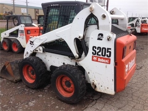 Minicargadores Bobcat S205