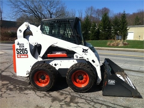  Bobcat S205 en venta, usada Ref.: 1401476876536094 No. 2