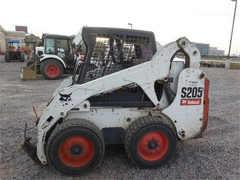  Bobcat S205 seminueva en venta Ref.: 1401477178352286 No. 2