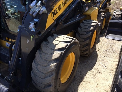  New Holland L230 usada a buen precio Ref.: 1401729886975342 No. 4