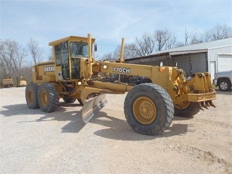 Motoconformadoras Deere 770CH