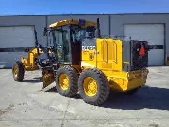  Deere 770G de medio uso en venta Ref.: 1401844779020389 No. 4