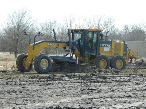  Deere 770G de segunda mano a la venta Ref.: 1401845764031468 No. 2