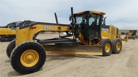  Deere 770G en venta Ref.: 1401846933233366 No. 4