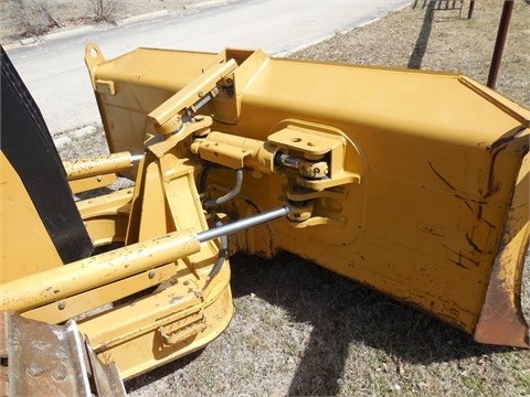 Dozers/tracks Caterpillar D5K