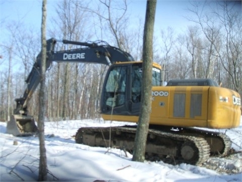  DEERE 200D en buenas condiciones Ref.: 1401925825444927 No. 3