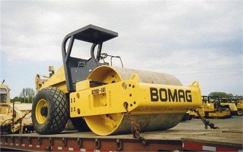  Bomag BW211D seminueva en venta Ref.: 1402154297397293 No. 2