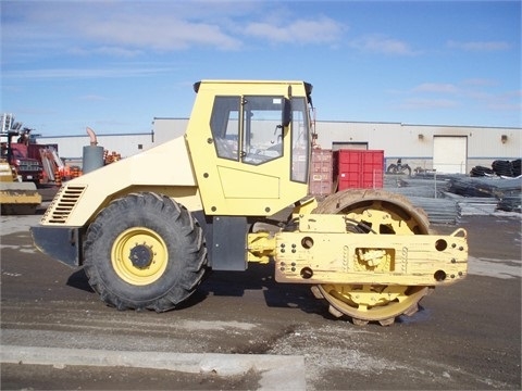  Bomag BW213D de segunda mano en venta Ref.: 1402159269982117 No. 4