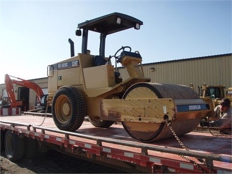  Caterpillar CS-323 C usada Ref.: 1402325366371189 No. 3