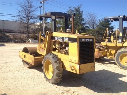  Caterpillar CS-323 C seminueva Ref.: 1402327201059814 No. 4