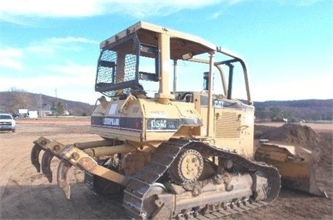 Dozers/tracks Caterpillar D5M