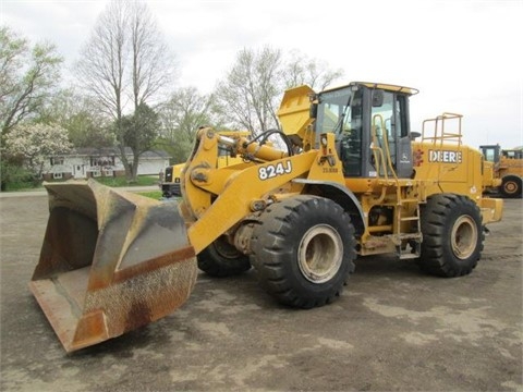 Cargadoras Sobre Ruedas Deere 824J