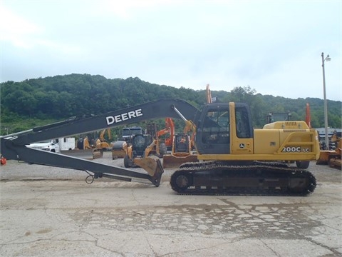 Hydraulic Excavator Deere 200C