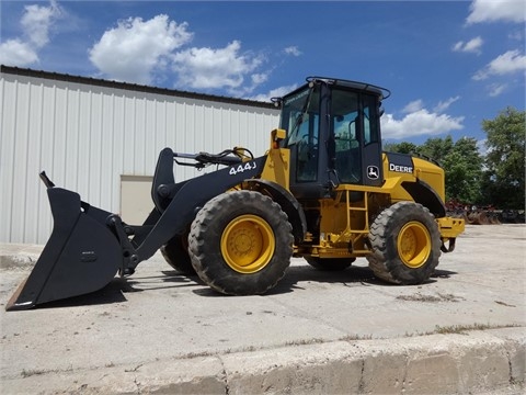 DEERE 444J usada a buen precio Ref.: 1402965317421866 No. 2