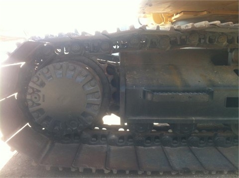 Caterpillar 320DL seminueva en venta Ref.: 1403553834907970 No. 4