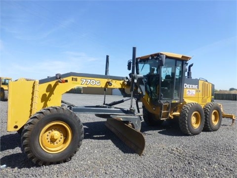 DEERE 770G usada a la venta Ref.: 1403573787578216 No. 3