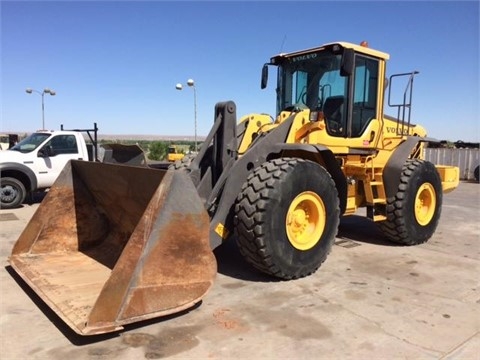 VOLVO L120F de segunda mano a la venta Ref.: 1403709873925617 No. 2