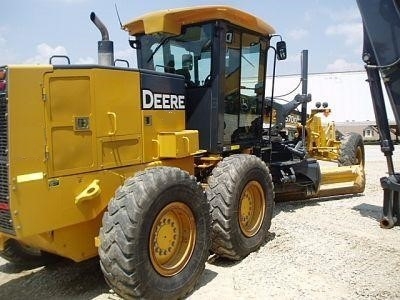 DEERE 670D de segunda mano a la venta Ref.: 1404514238188028 No. 3