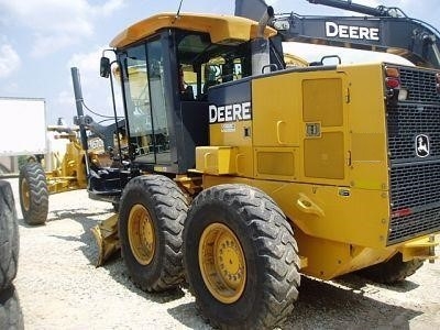 DEERE 670D de segunda mano a la venta Ref.: 1404514238188028 No. 4