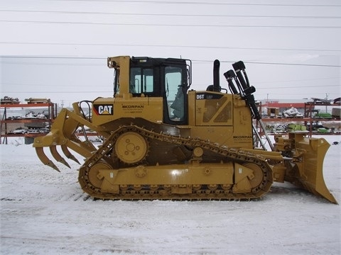 Dozers/tracks Caterpillar D6T