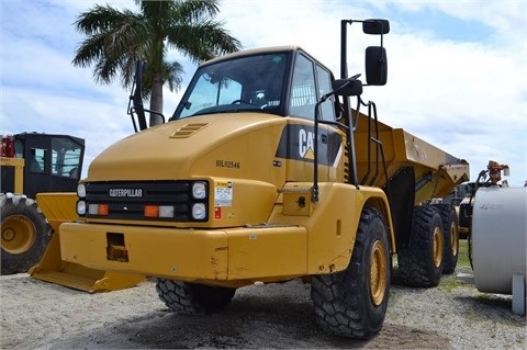 Off Road Truck Caterpillar 725