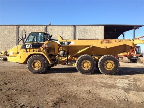 Caterpillar 725 seminueva en venta Ref.: 1405107765078771 No. 2