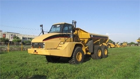 Camiones De Carga Caterpillar 735