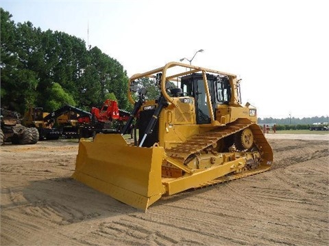 Dozers/tracks Caterpillar D6T