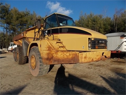 Off Road Truck Caterpillar 735