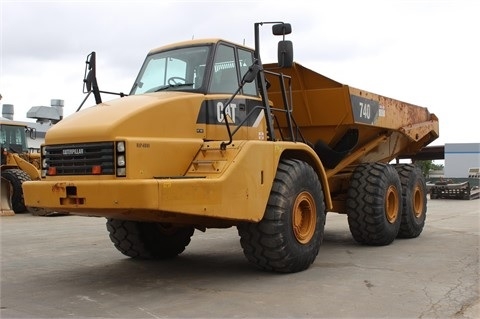 Off Road Truck Caterpillar 740