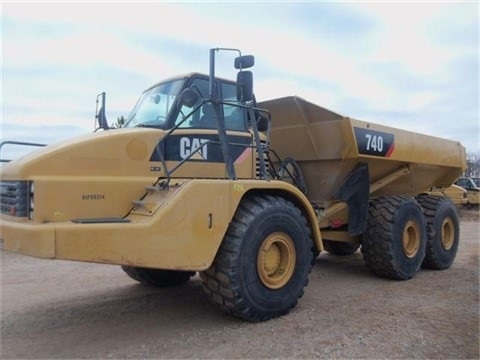 Off Road Truck Caterpillar 740