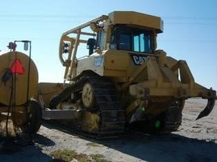 Dozers/tracks Caterpillar D6T