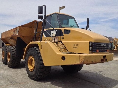 Off Road Truck Caterpillar 740