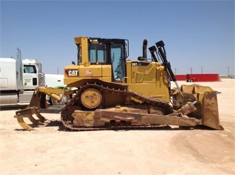 Dozers/tracks Caterpillar D6T